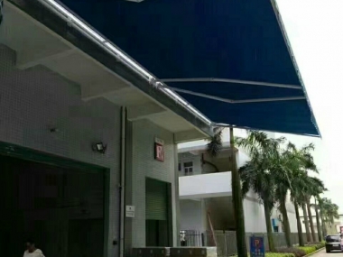 伸縮蓬